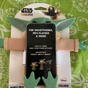 Star Wars Yoda Mandalorian Flex phone holder NEW